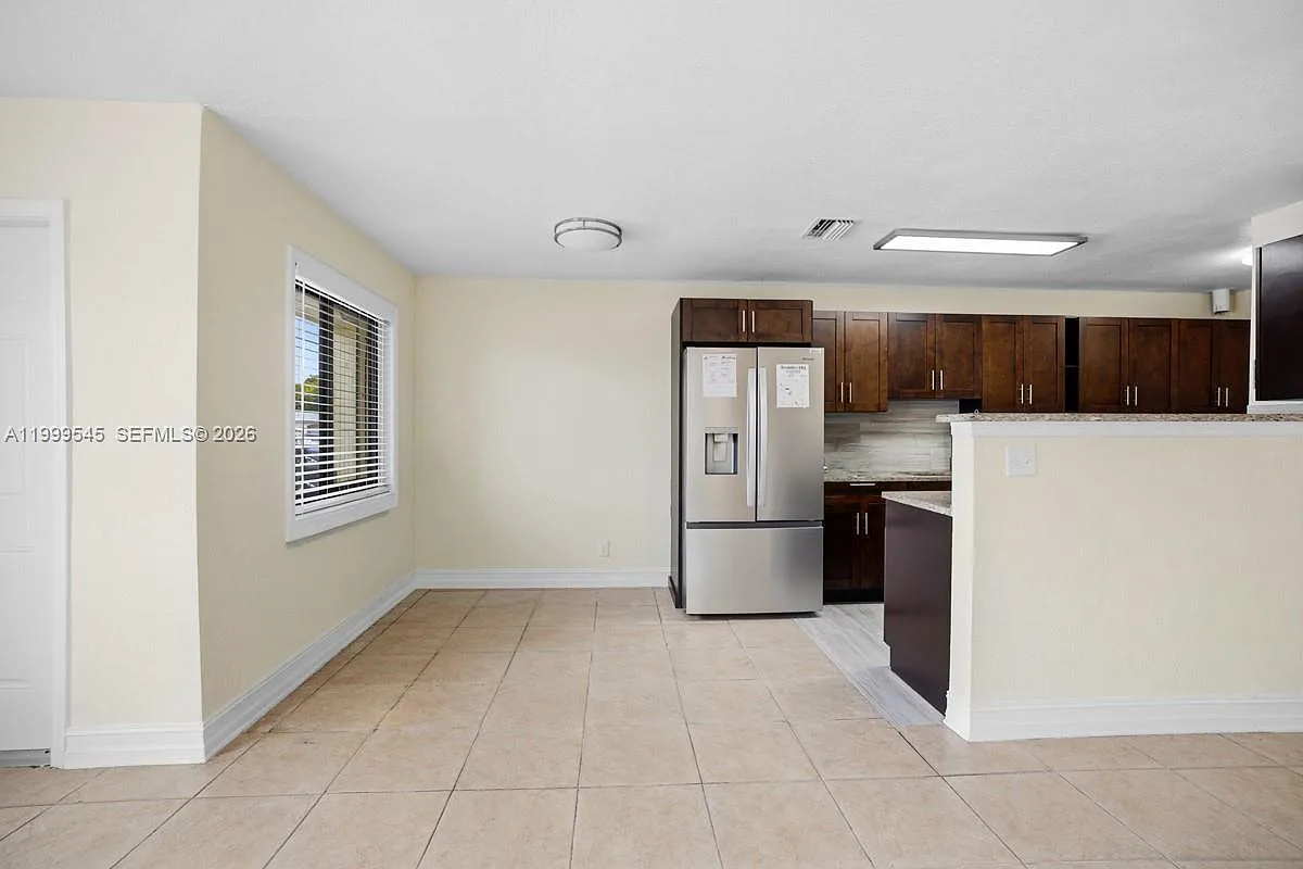 Lauderdale North Park Sec — Photo 4