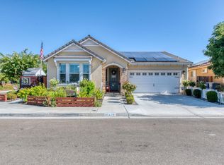 3517 Mecca Ave, Clovis, CA 93619