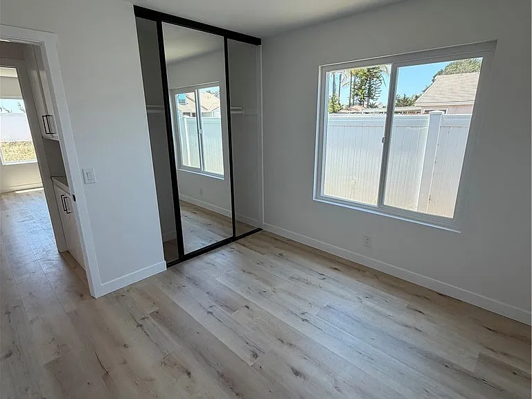 17242 Chicago Ave — Photo 4