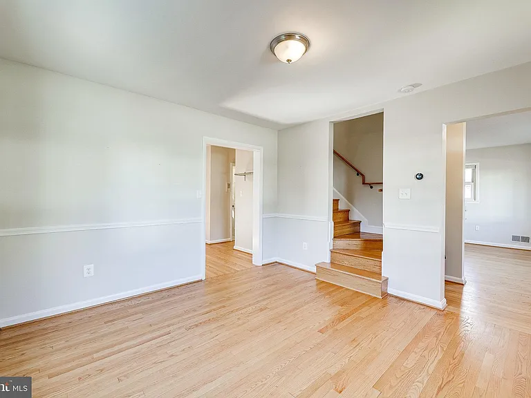 2414 Key Blvd — Photo 9