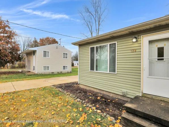 128 E Columbia St, Mason, MI 48854