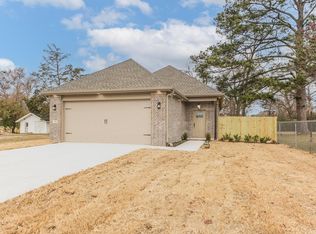 414 N 3rd St, Cabot, AR 72023