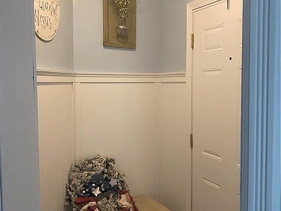5th image of 2415 Jules St