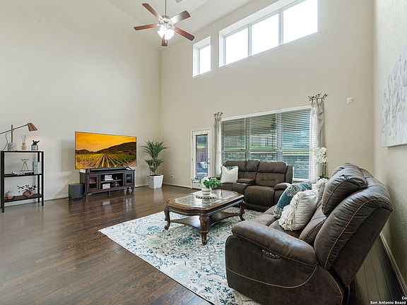 2nd image of 24606 Glass Canyon