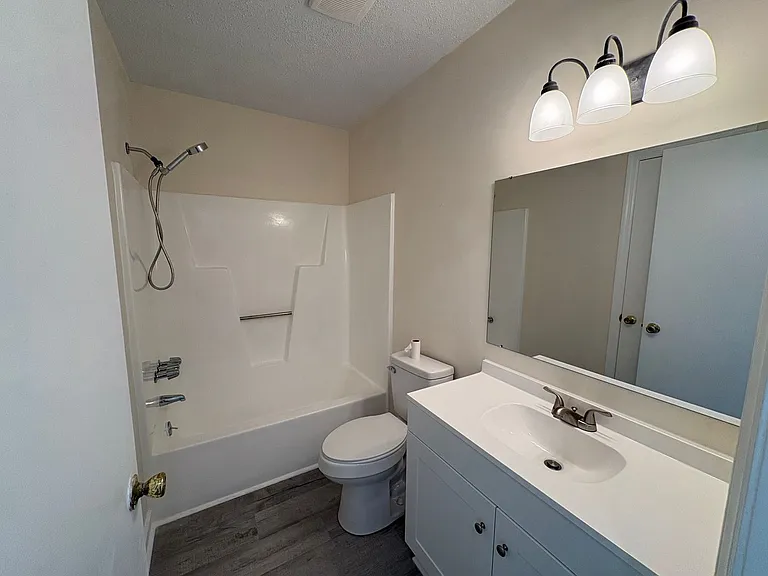 3706 Dovefield Ct — Photo 6