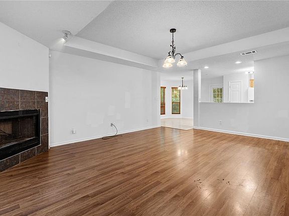 5th image of 37540 Gayoso St