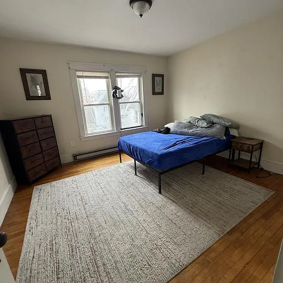 172 Grafton St — Photo 4