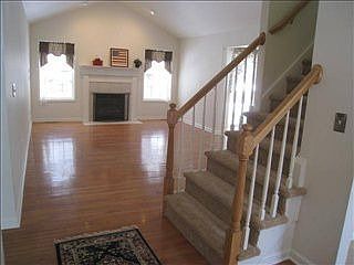 5th image of 14 Maya Dr