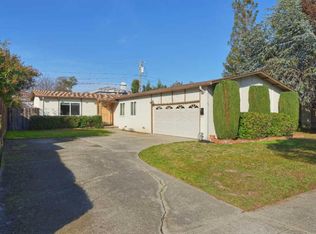 863 Betlin Ave, Cupertino, CA