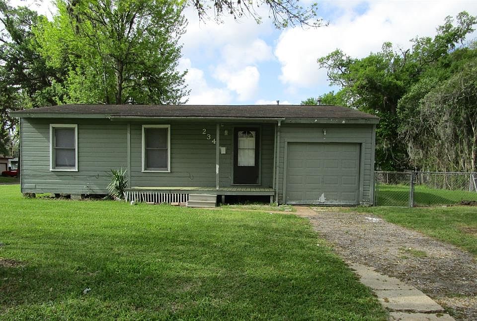1st image of 234 Jasmine St