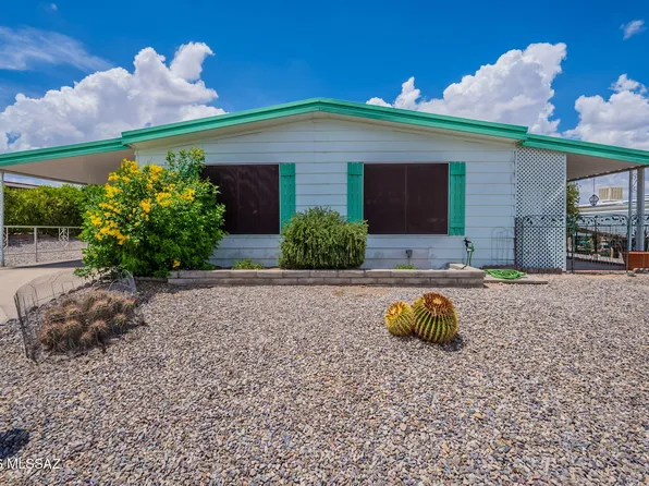 240 W Cumaro Dr, Green Valley, AZ 85614