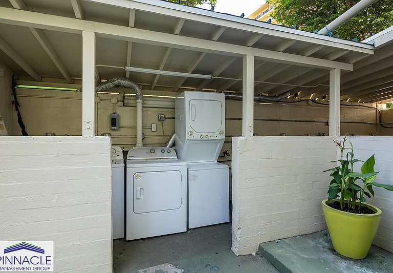 240 Liliuokalani Ave #201 — Photo 14