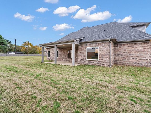 5th image of 296 Pritchett Cove Cv W