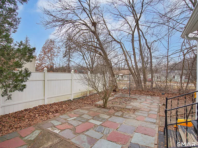 31 Tyler Ave #2 — Photo 32