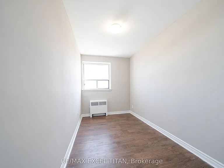 468 Ottawa St N #738D — Photo 2