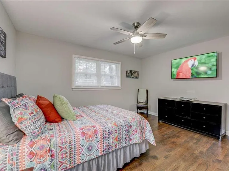3041 Pasadena Dr — Photo 18