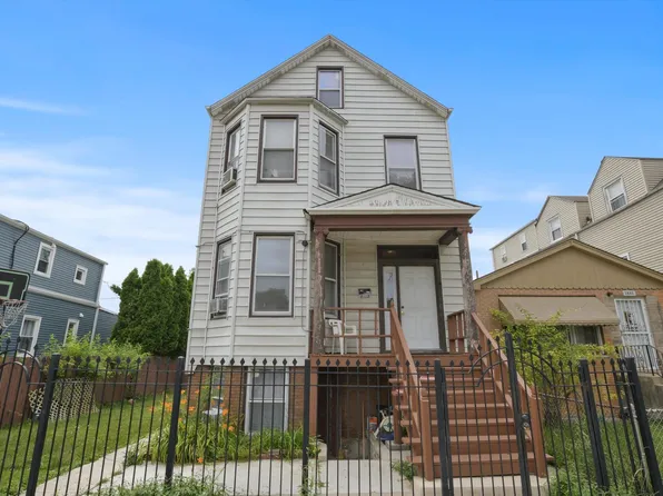 2842 S Kolin Ave, Chicago, IL 60623