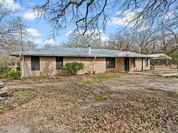 3051 Liberty Dr, Corsicana, TX 75110