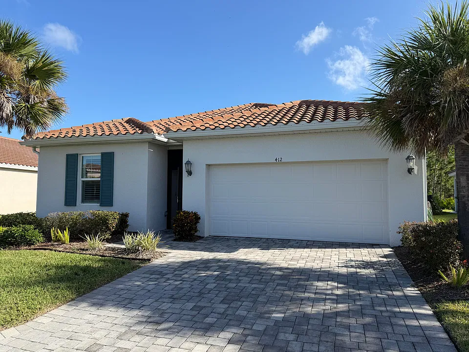 412 Daylily Blvd
