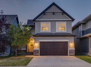 522 S Mahogany Mnr SE, Calgary, AB T3M 0Y3