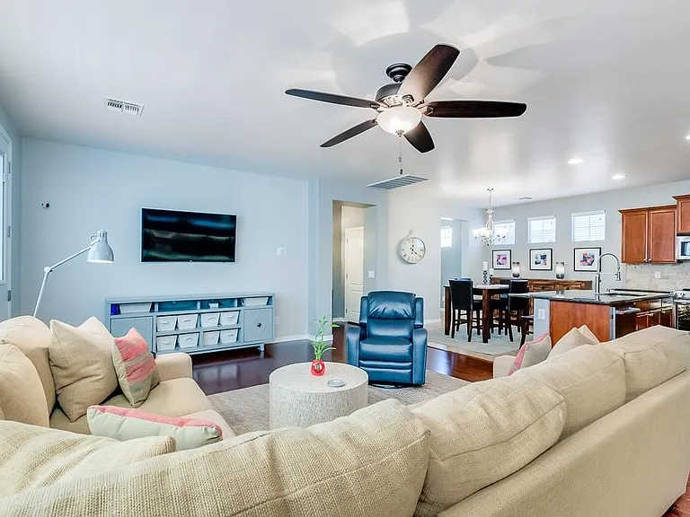 3487 E Windsor Dr — Photo 8