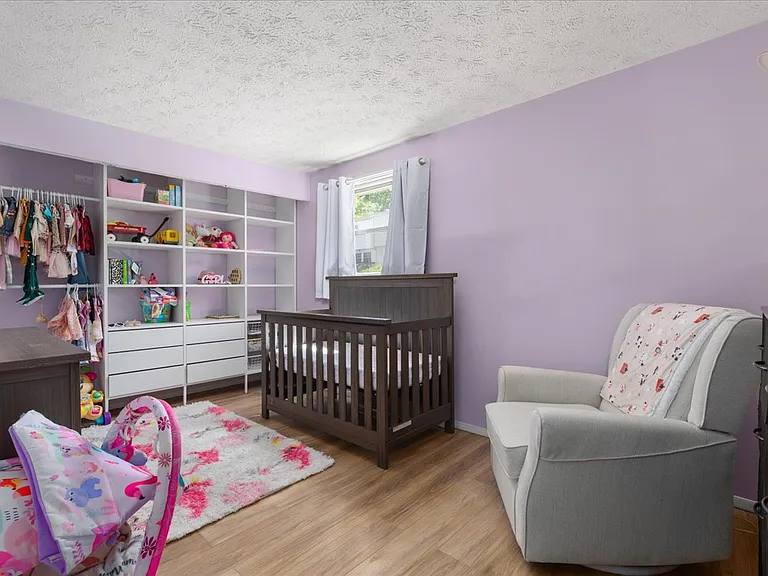 8307 Crestmont Cir — Photo 12