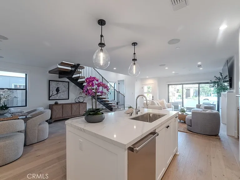 603 Acacia Ave #A — Photo 10