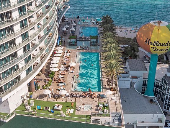 3rd image of 4111 S Ocean Dr #1507