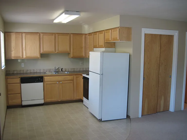 2 bedroom, 1 bathroom 2 bedroom, 1 bathroom