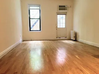 Rented by PocketBroker Inc