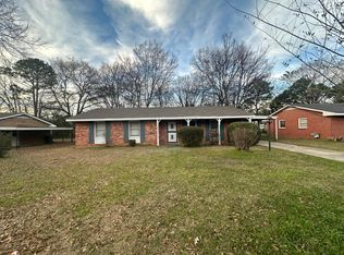 1012 Beth Manor Dr, Montgomery, AL 36109