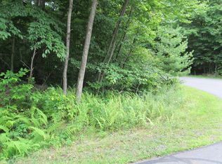 River Ct, Pocono Lake, PA 18347