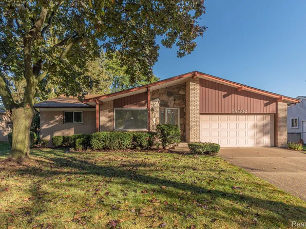 37332 Munger Dr, Livonia, MI 48154