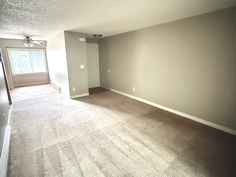 9555 SW Downing Dr #10 — Photo 2
