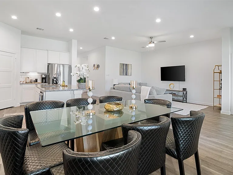 1604 Daylight Lake Dr — Photo 10