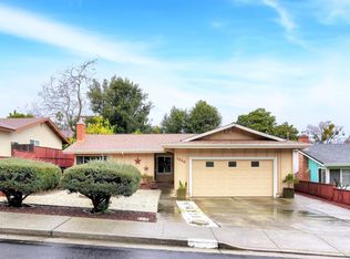 1326 Bay View Farm Rd, Pinole, CA 94564