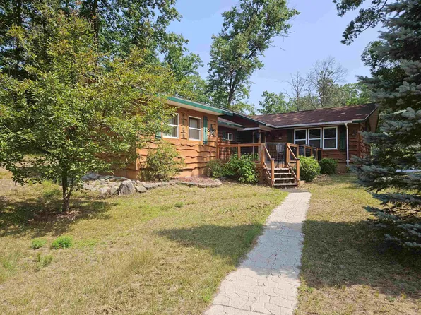 2210 Maryland St, Harrison, MI 48625