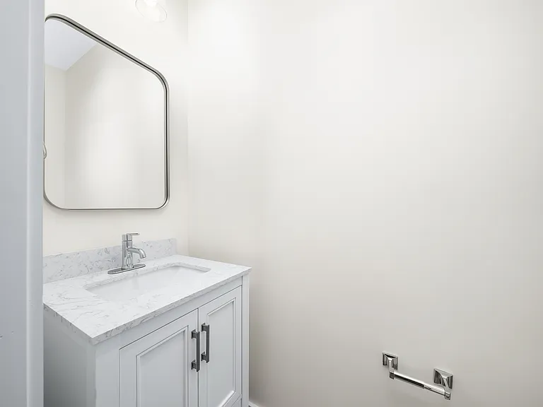 1427 Spring Pointe Ln — Photo 6