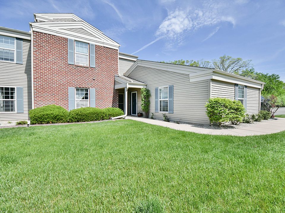 1st image of N16W26549 Wild Oats Dr