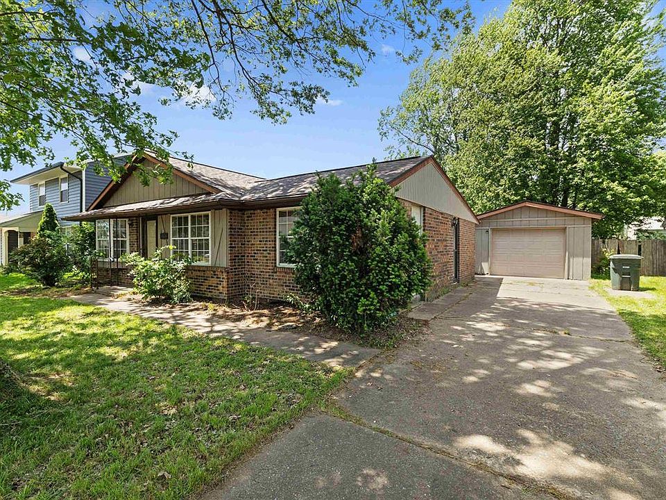 1st image of 4116 Fogle Dr