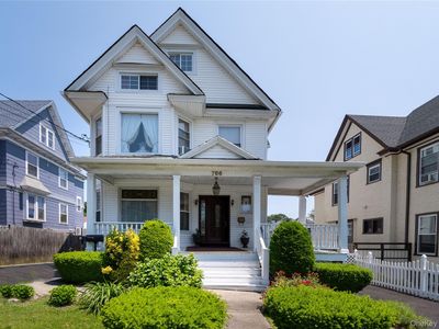 786 N Broadway, Yonkers, NY, 10701