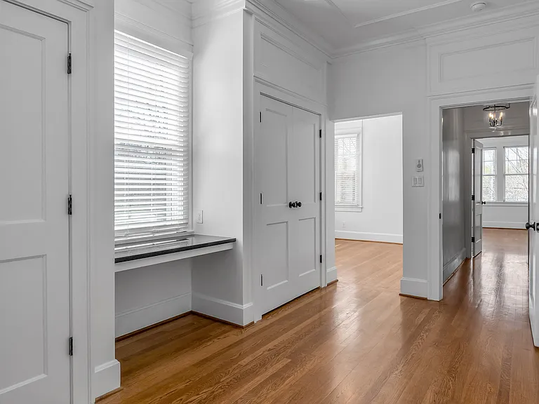 1211 Richmond Rd — Photo 13