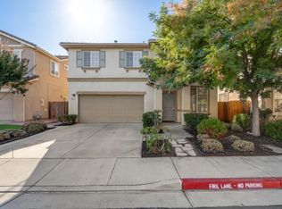 8911 Del Rio Cir, Gilroy, CA 95020