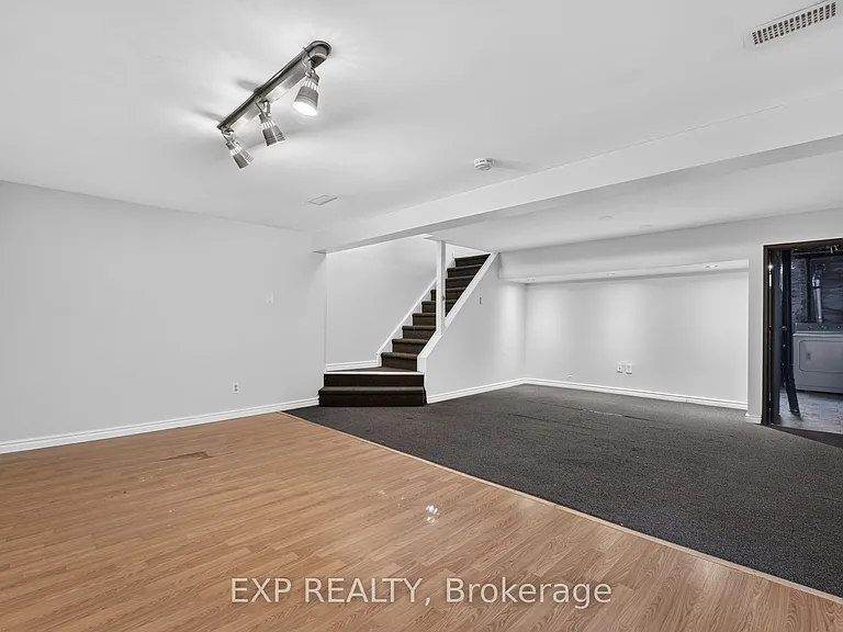 77 Linwell Rd #113 — Photo 33
