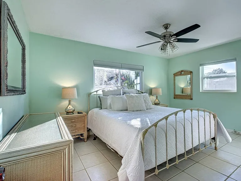 5930 Olive Ave — Photo 15