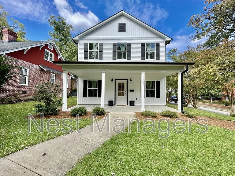 1102 Norwood St — Photo 2