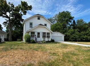 2775 Nesmith Lake Blvd, Akron, OH 44314