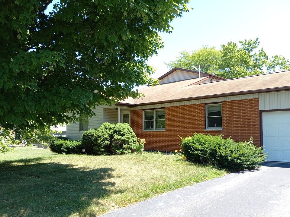 1st image of 214 Franley Dr