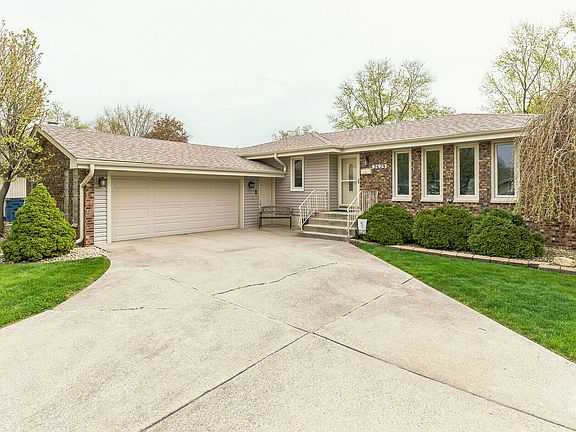 2nd image of 2629 Tulip Tree Ln