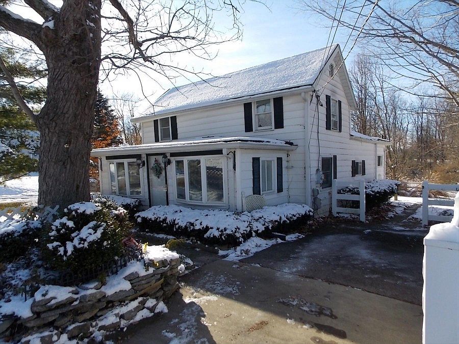 2nd image of 317 Jameson Ave